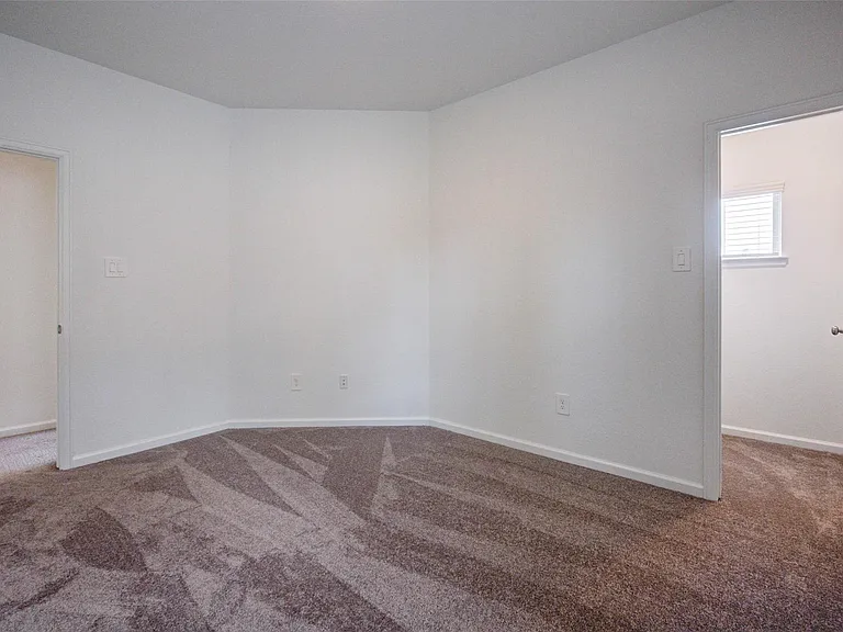 609 Royal Arch Dr — Photo 19