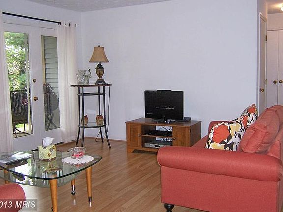 Living Room w/Access to Patio