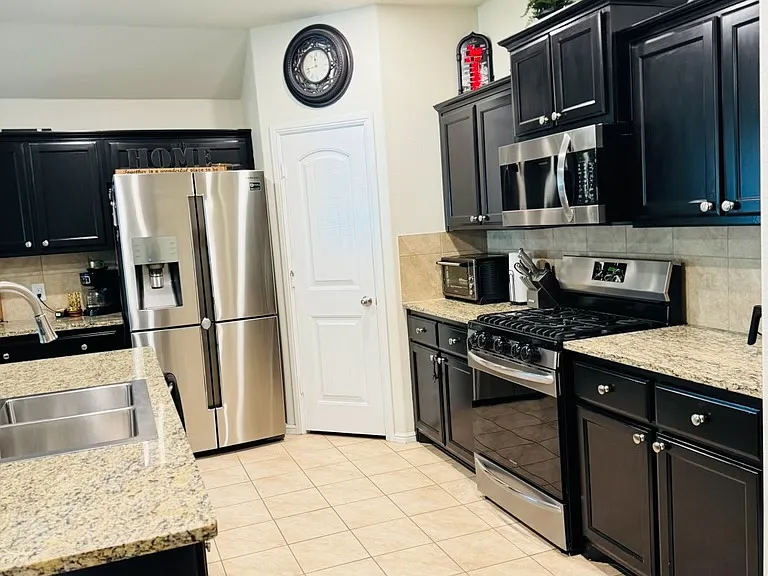 8433 Comanche Springs Dr — Photo 5