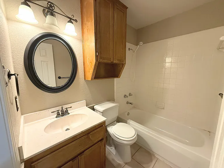 1002 Northern Dancer Dr — Photo 12