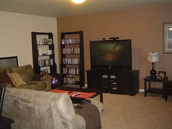 4th image of 10409 NE 67th Ave