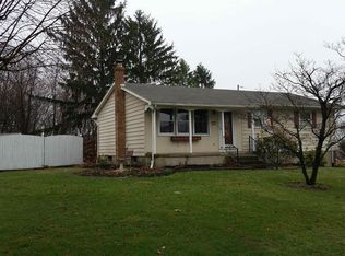 98 Schoeneck Ave, Nazareth, PA 18064