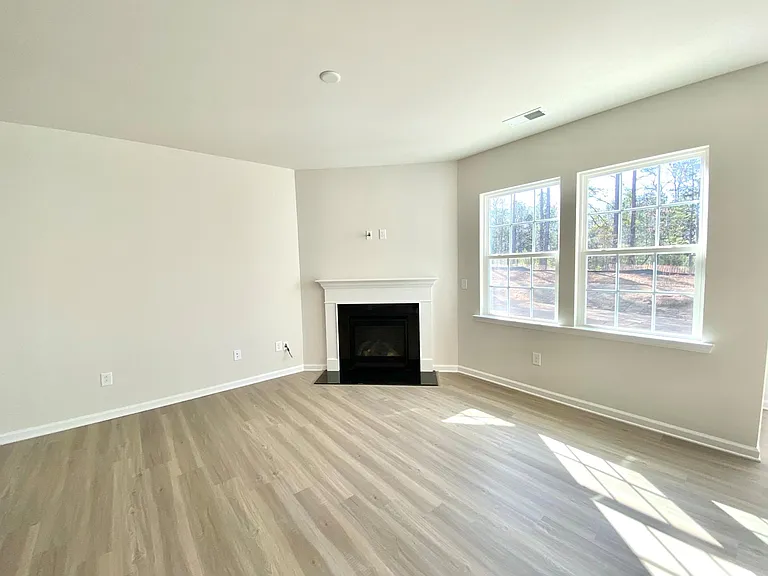 1016 Whipcord Dr — Photo 5