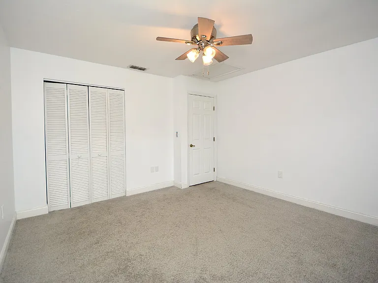 205 Beechwood Ln — Photo 21