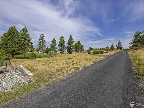 5th image of 103 Golf Course Dr.