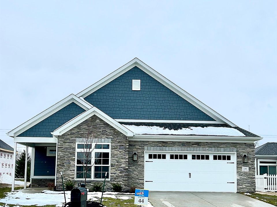 1st image of 681 Tamarind Dr