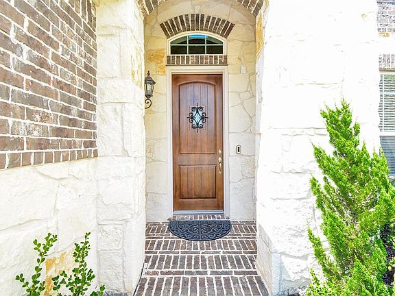 3rd image of 14138 Sunrise Arbor Ln