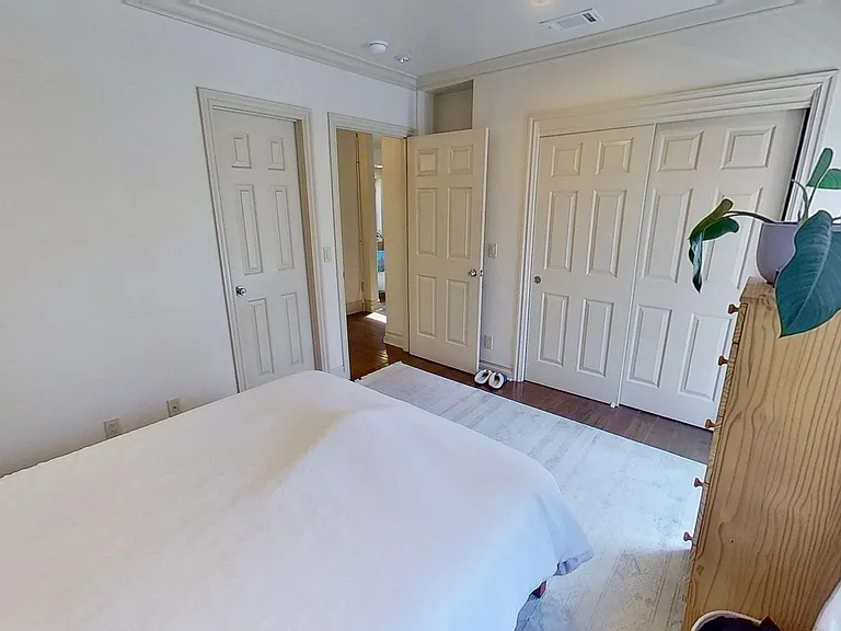 1318 San Andres St #C — Photo 23
