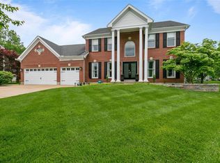 2186 Englewood Ter, Chesterfield, MO 63017