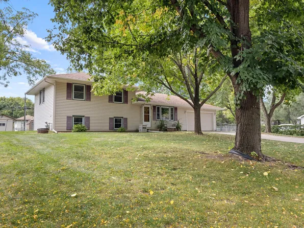 8331 88th St S, Cottage Grove, MN 55016