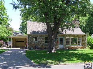 2008 SW Arnold Ave, Topeka, KS 66604