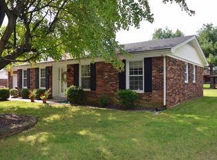 950 Trail Dr, Henderson, KY 42420