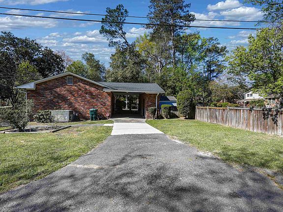 5th image of 4677 Crystal Dr