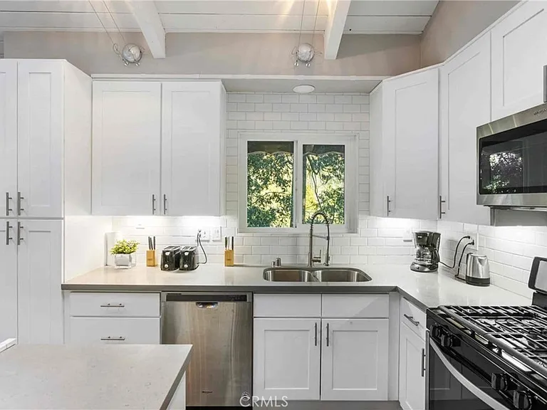 24649 Valle Dr — Photo 11