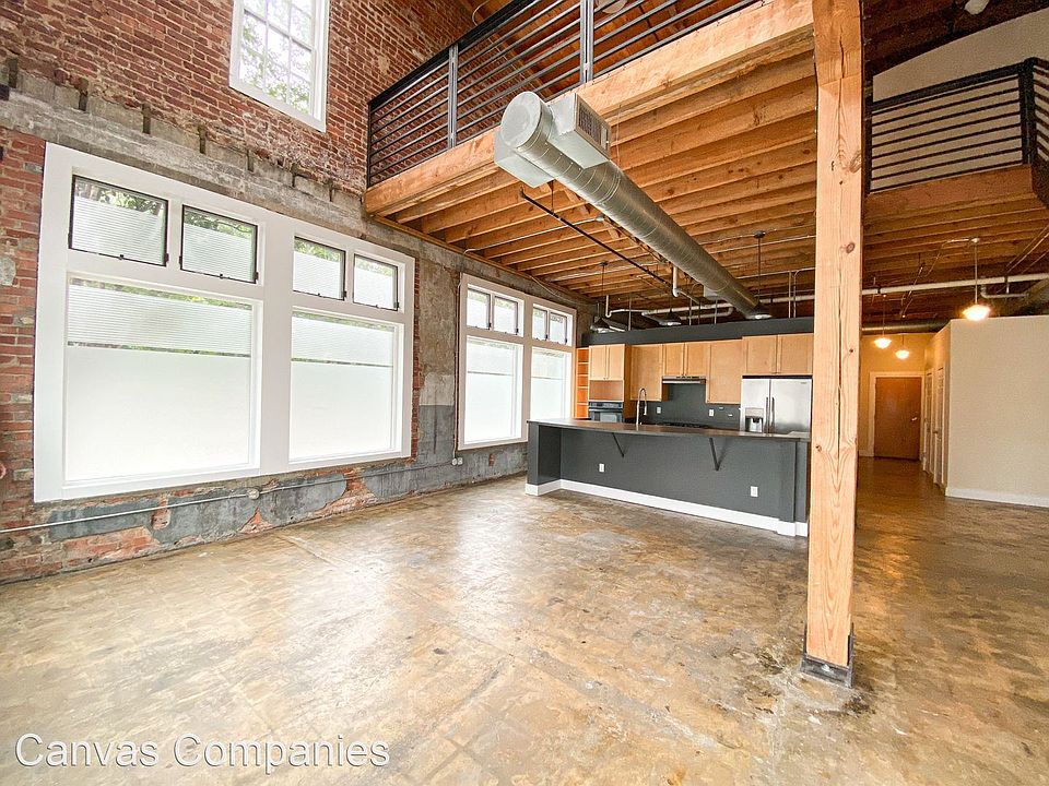 1st image of 130 Boulevard NE APT 6