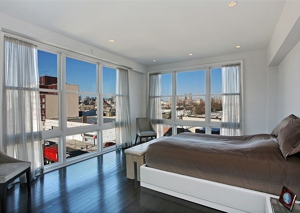 1st image of 30-11 21st St #6B
