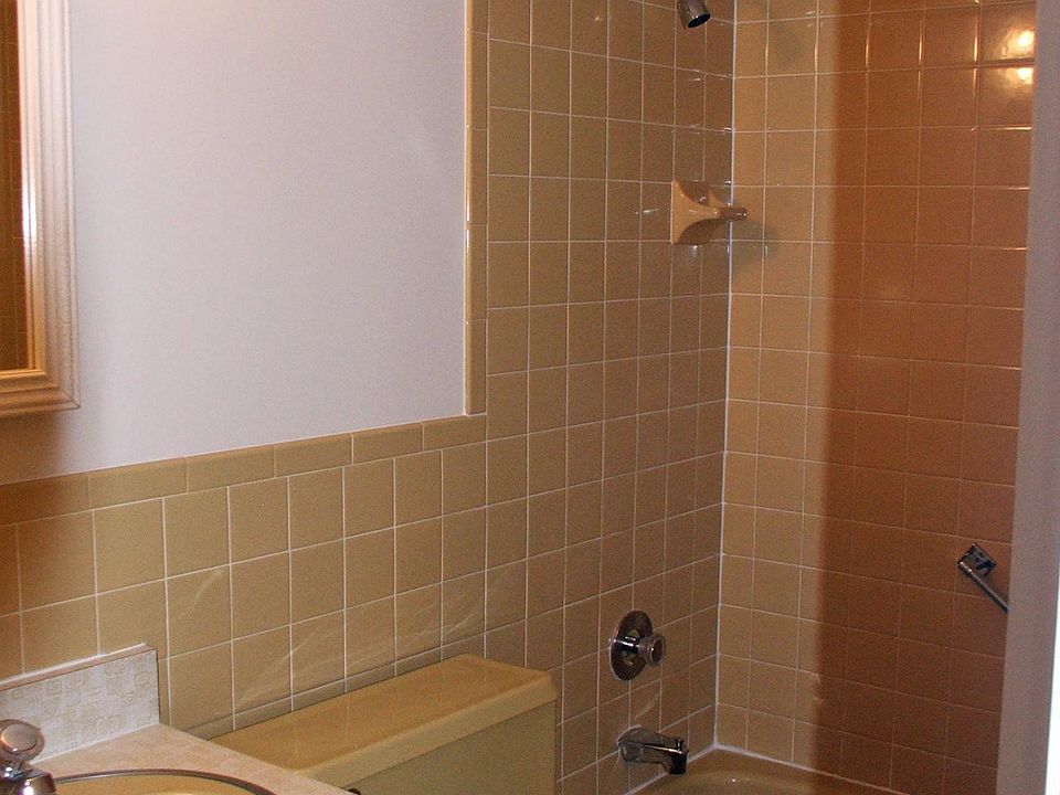 2nd image of 162 Bakers Path Towhee #46
