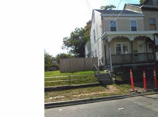 816 Elsinore Pl, Chester, PA 19013