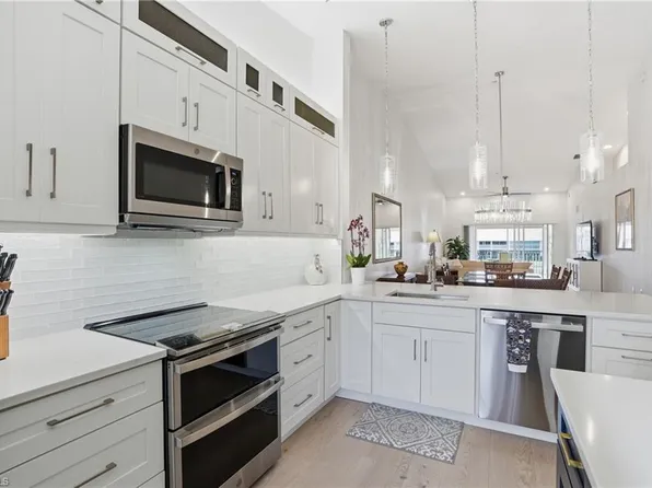 2386 Magnolia AVE #7816, NAPLES, FL 34112