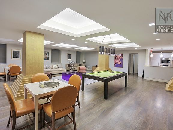4th image of 2211 Broadway APT 8DS