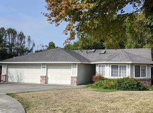 3140 Maggie Ln, Fortuna, CA 95540