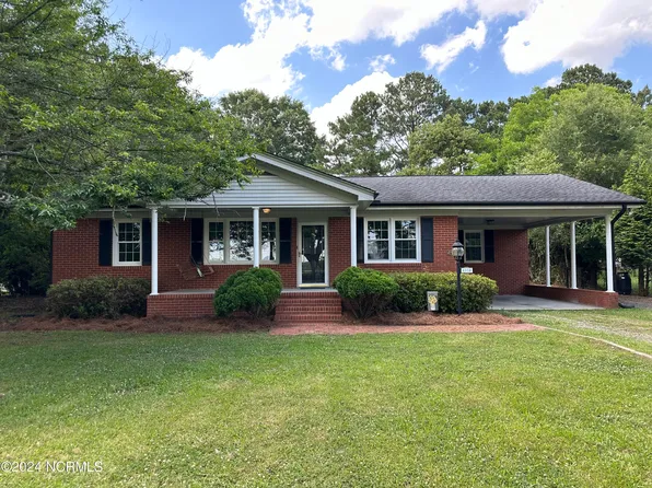 4334 West Wilson Street, Farmville, NC 27828