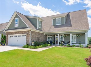 136 Tuscany Village Dr, Ringgold, GA 30736
