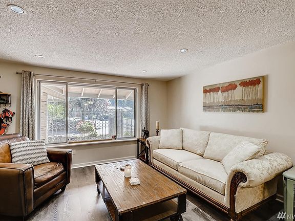 5th image of 6015 88th Ave W