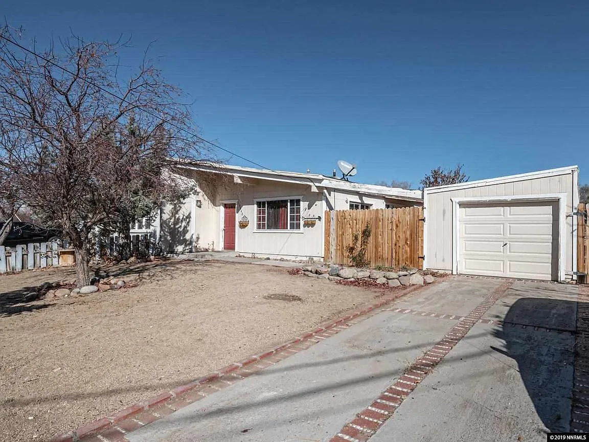 13540 Mount Shasta St photo 1