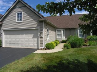 237 Pierce Lake Dr, Chelsea, MI 48118