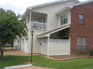 14 Meadow Creek Dr, Bossier City, LA 71111