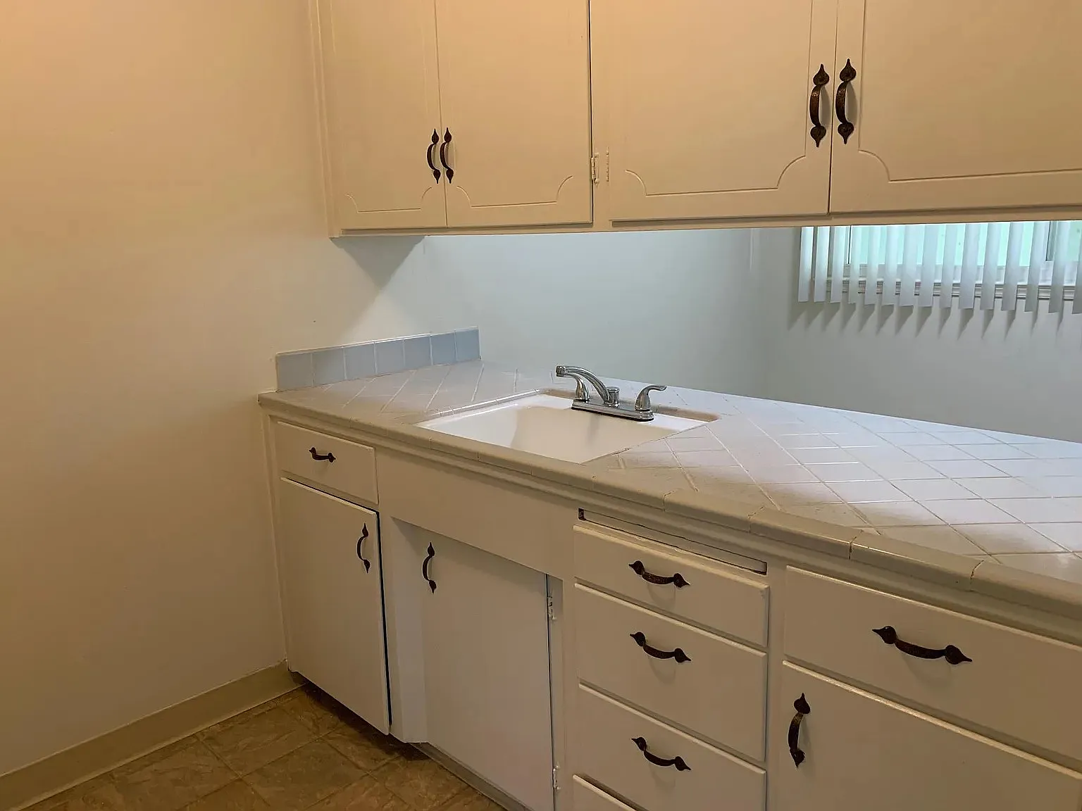1 bed, 517 sqft, $2,090 — Photo 2