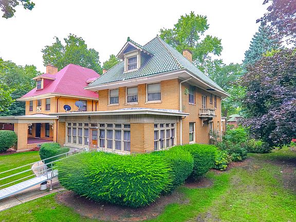 2nd image of 12950 Greenwood Ave