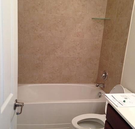 43147