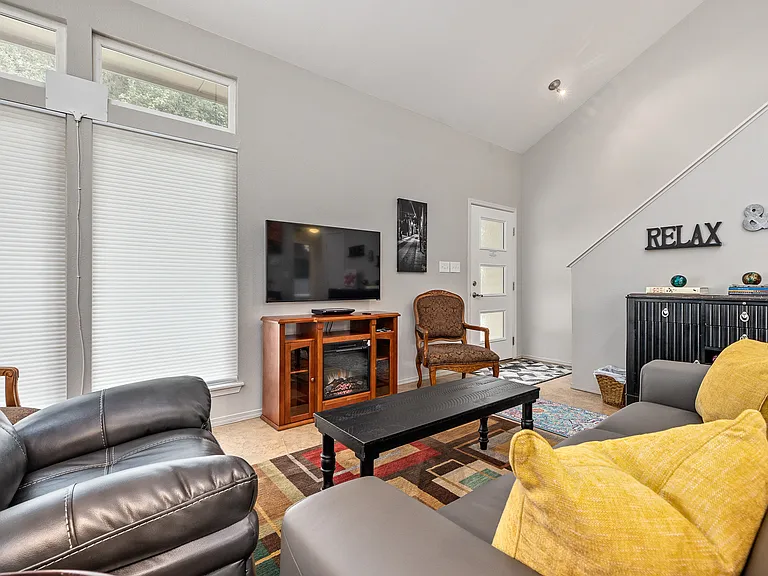 3071 W Breneman St — Photo 24