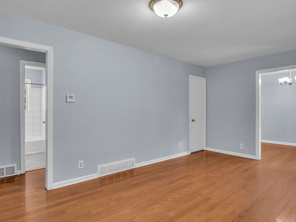1st image of 6001 E 101st St