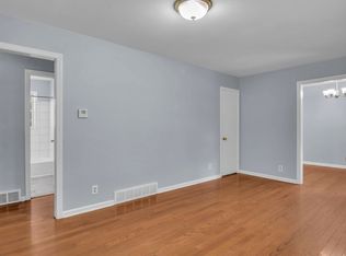 6001 E 101st St, Kansas City, MO 64134