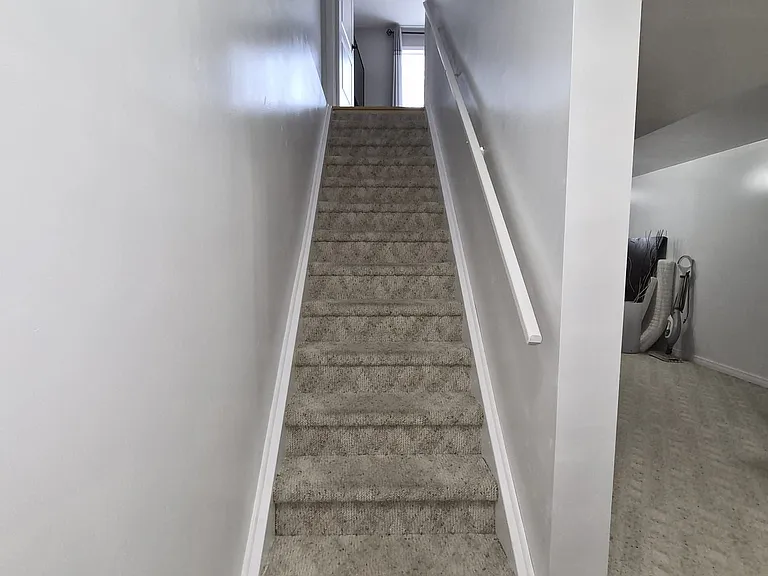 1000 Barclay Cir — Photo 17