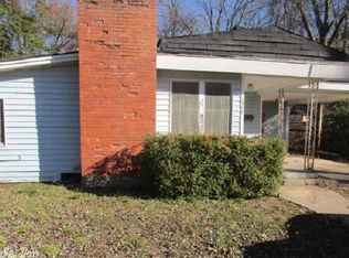 1317 S Hickory St, Pine Bluff, AR 71603