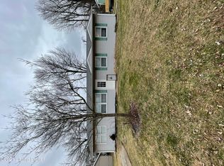 1612 Oak Hill Dr, Madison, IN 47250