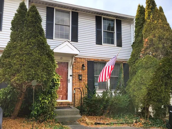 13 E Hart St, Winchester, VA 22601