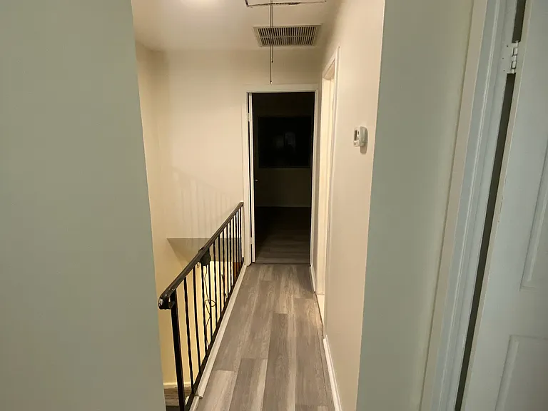 230 Hill Rise — Photo 25
