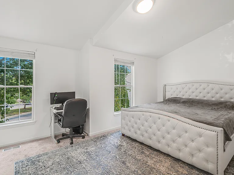 3355 Canton Ct — Photo 14