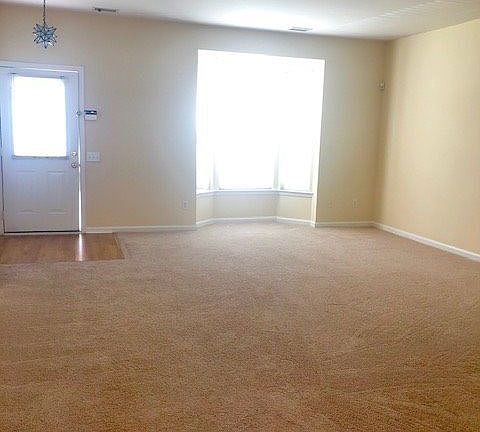 4th image of 2726 Thornbush Ct