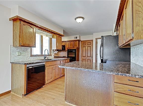 5th image of 8109 Nall Ave