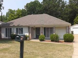 9730 Bent Brook Dr, Montgomery, AL 36117