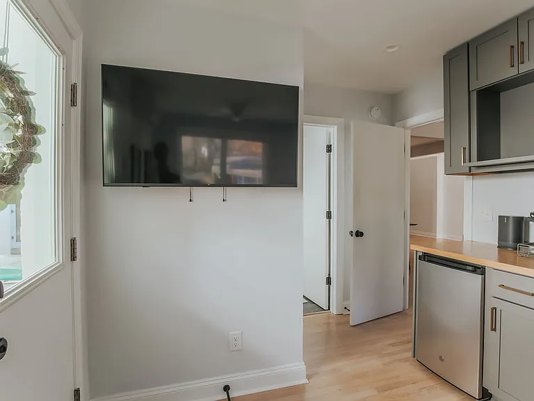 1629 Hardwood Ave — Photo 31