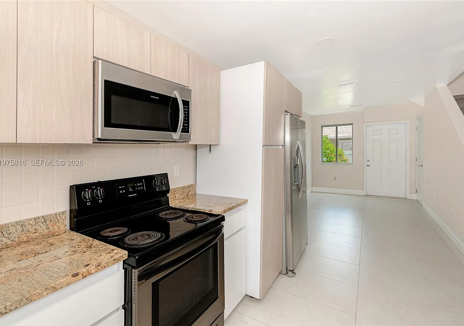813 NW 3rd Avenue 813, Fort Lauderdale, FL 33311 — Photo 3