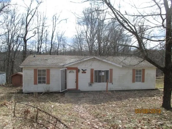 116 Lynwood Dr, Beaver, PA 15009