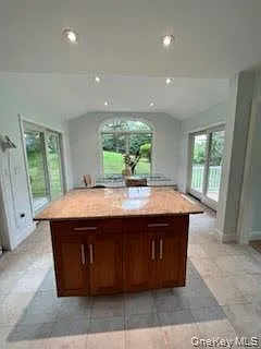 9 San Souci Dr — Photo 5